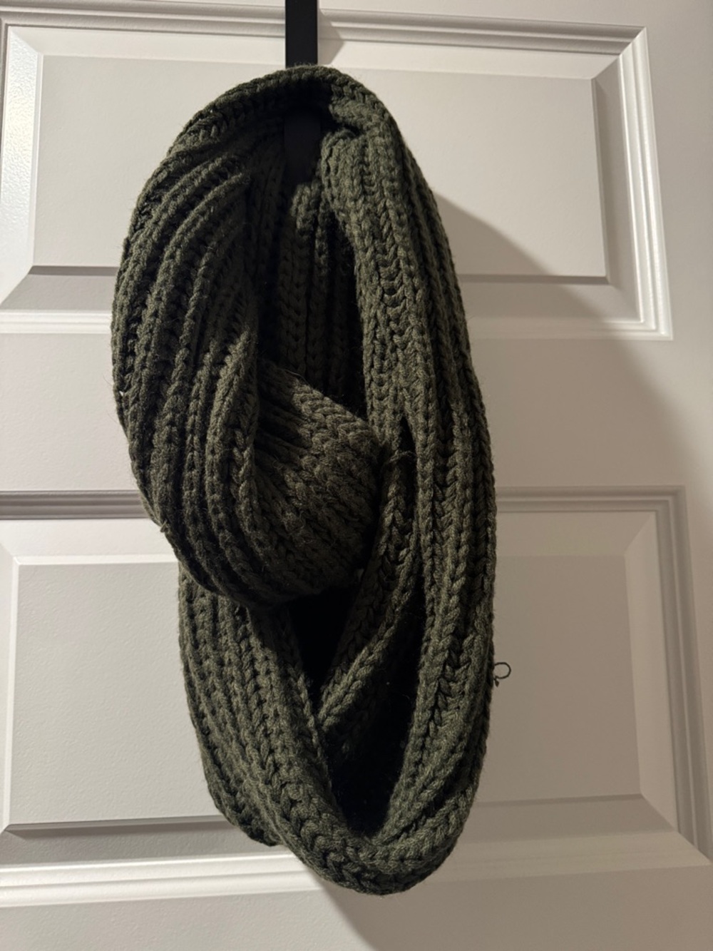 Men's Knit Infinity Scarf - Olive Green